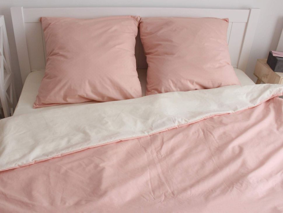 Постільна білизна двоспальна рожевого кольору Бязь Голд Ananasko 152550 140 ниток/см² 152550(2,0) фото | ANANASKO