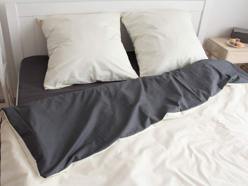 Комплект постельного белья двуспальный евро черно-белого цвета Бязь Голд Ananasko 154280 140 ниток/см² 154280(e) фото | ANANASKO