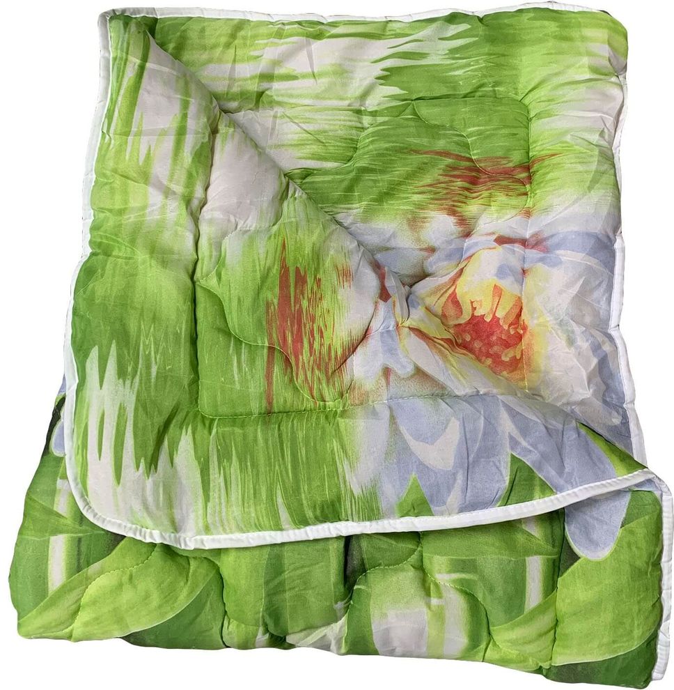 Одеяло полуторное холлофайбер зеленого цвета Ananasko K856 300 г/м² K856(1,5) фото | ANANASKO