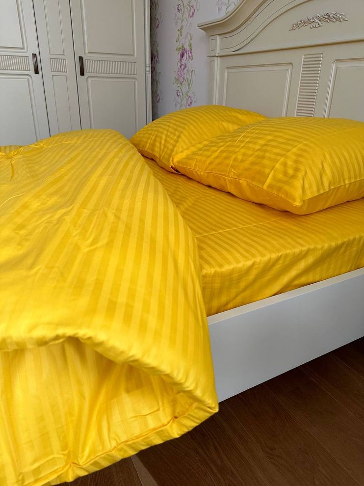 Комплект постельного белья двуспальный евро Страйп сатин Желтый Ananasko 541212  541212(e) фото | ANANASKO