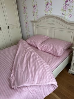 Комплект постельного белья двуспальный Страйп сатин Розовый Ananasko 541611  541611(2,0) фото | ANANASKO