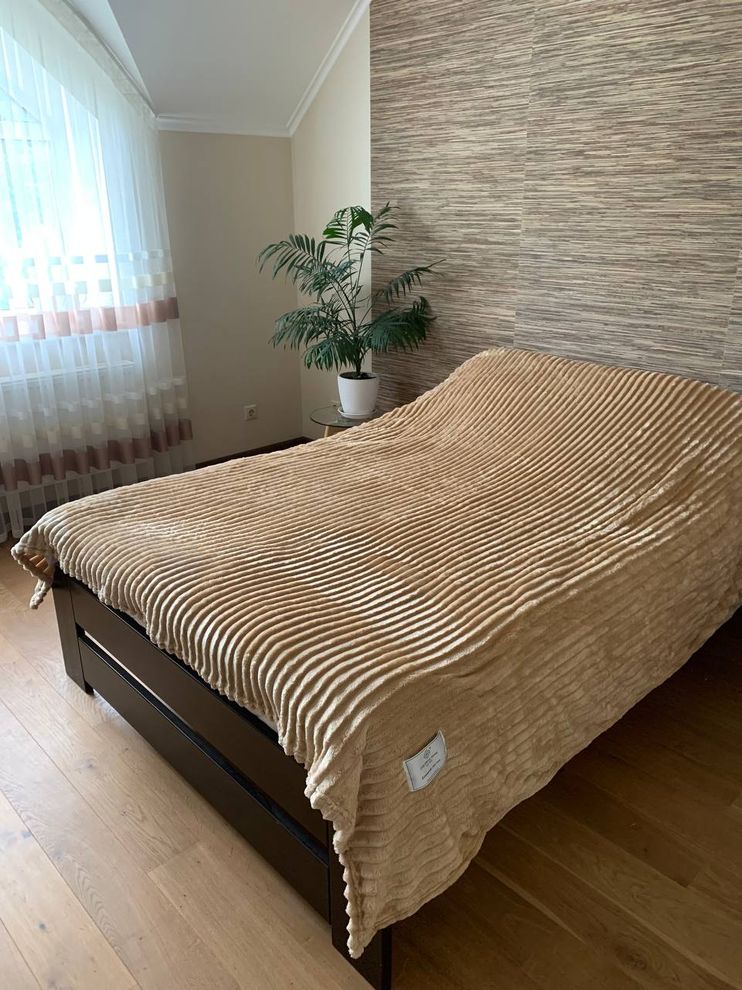 Покривало на ліжко флісове 200х230 Ananasko PL9 за 620 грн