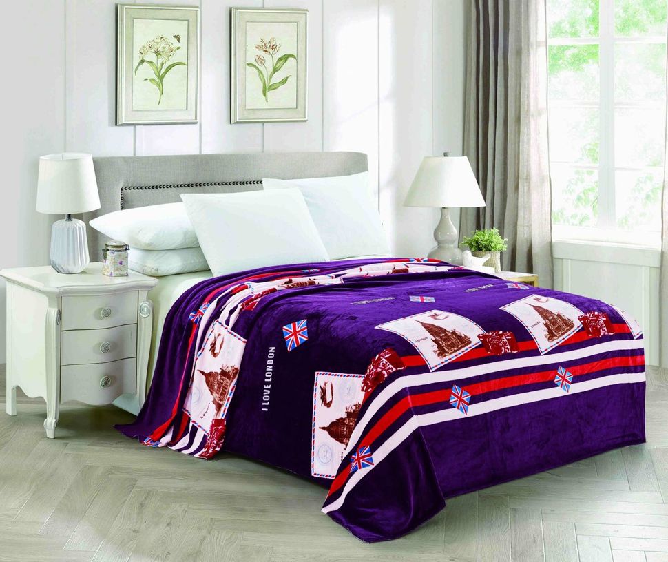 Покривало на ліжко двоспальне фіолетового кольору Ananasko  P28(2.0) фото | ANANASKO