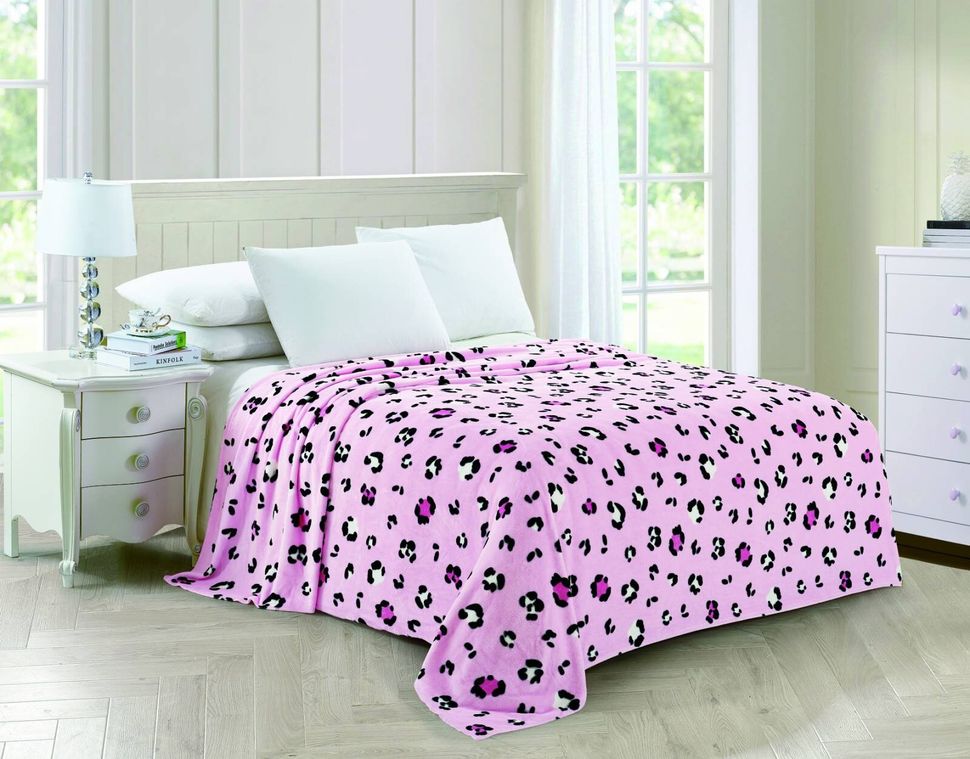 Покривало на ліжко односпальне рожевого кольору Ananasko  P9(1.5) фото | ANANASKO